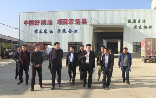 廖星輝調(diào)研全市糧食安全省長責(zé)任制落實暨“中國好糧油”項目實施情況